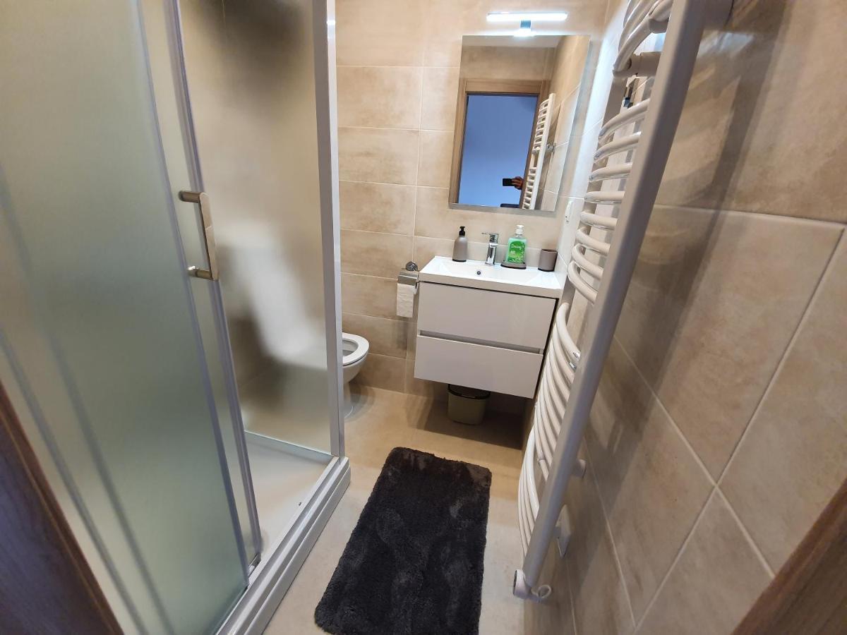 Apartmani Bozic-Tokic Krk Town Buitenkant foto